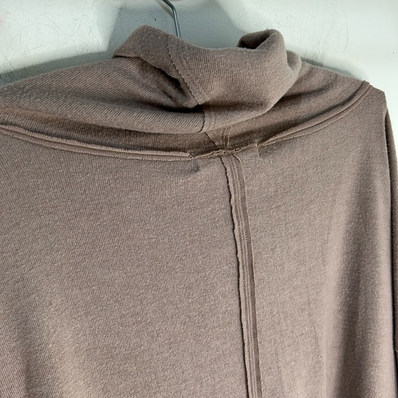 FREE PEOPLE WE THE FREE Cozy Time Funnel Neck Top Chocolate Size Small - Picture 5 of 16